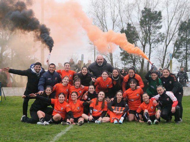 FEMENINI: SEMI APERTURA